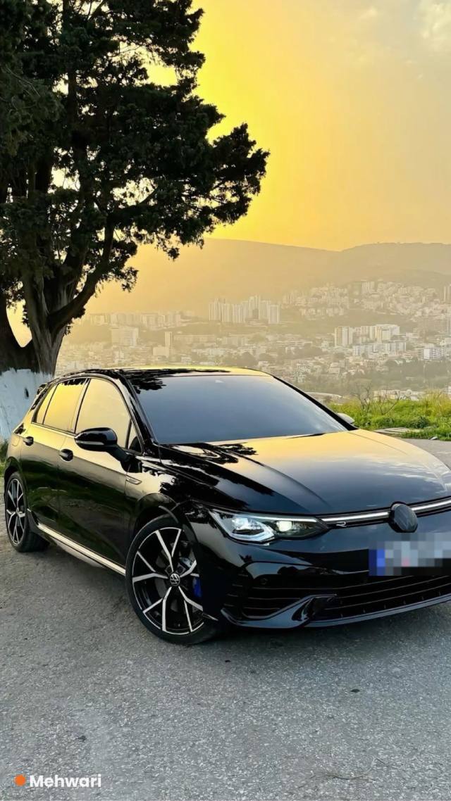 Volkswagen Golf 8 R